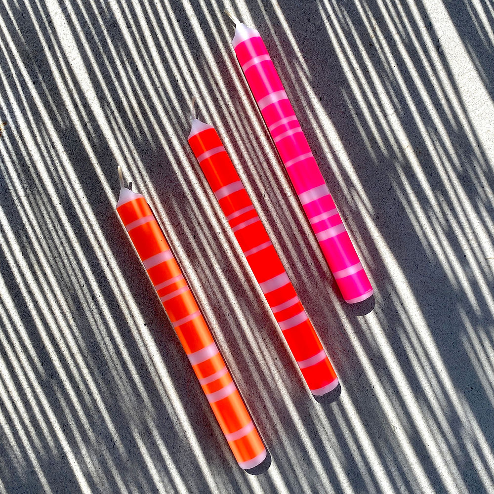Dip Dye Neon Lines Candles